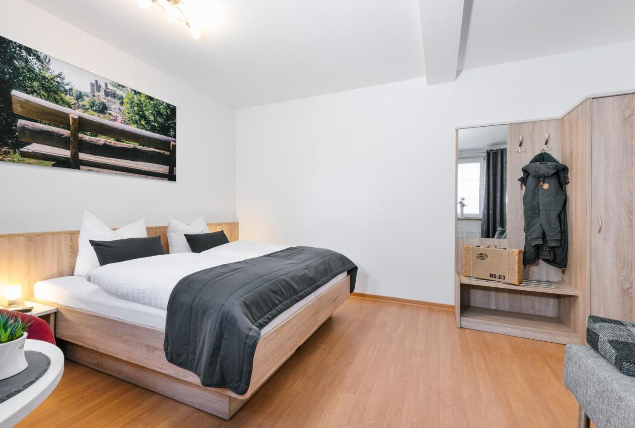Am Landhof 1 Apartment *